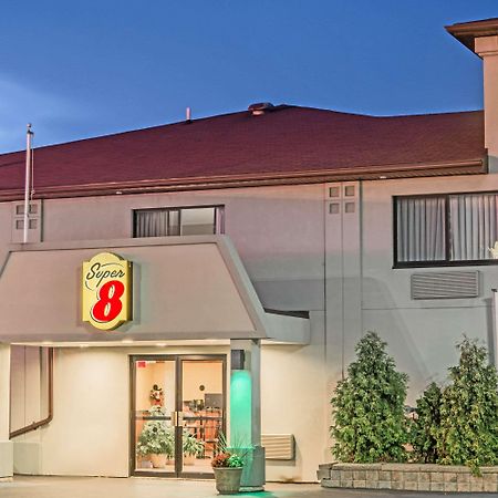 Super 8 By Wyndham Niagara Falls Exterior photo