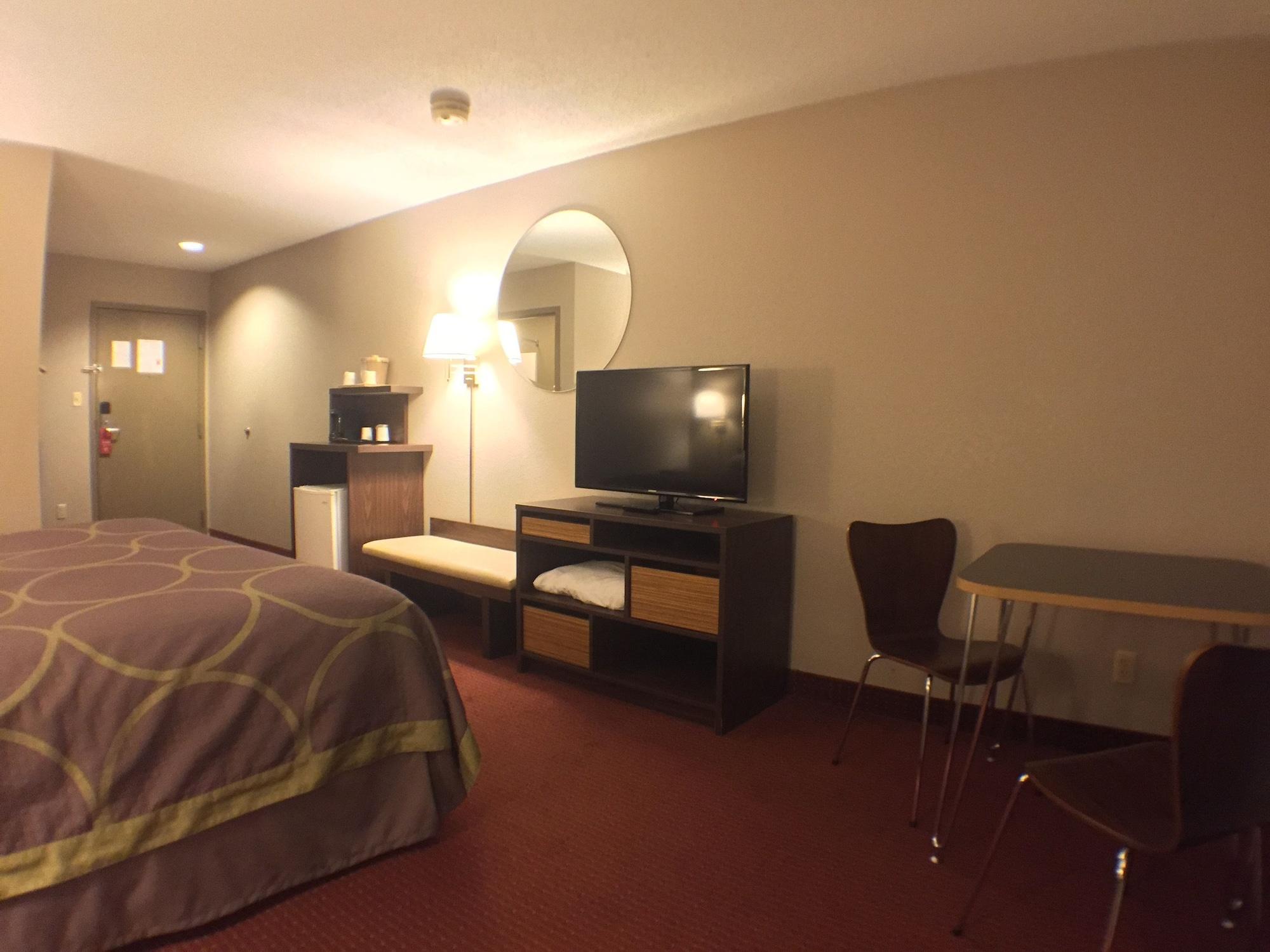 Super 8 By Wyndham Niagara Falls Exterior photo