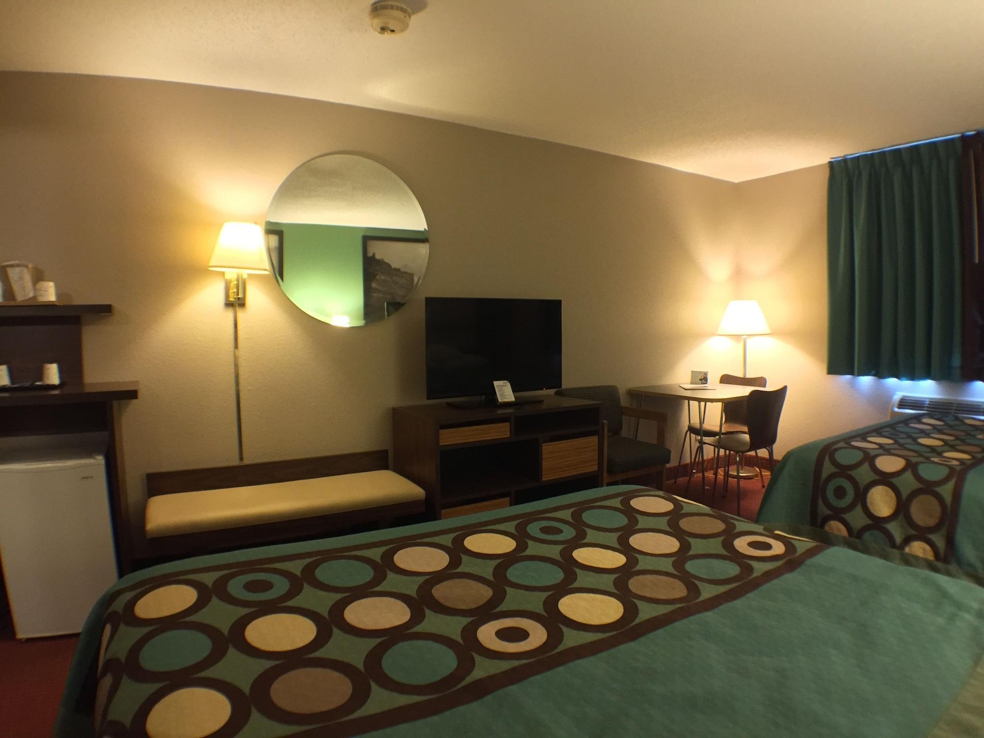 Super 8 By Wyndham Niagara Falls Exterior photo
