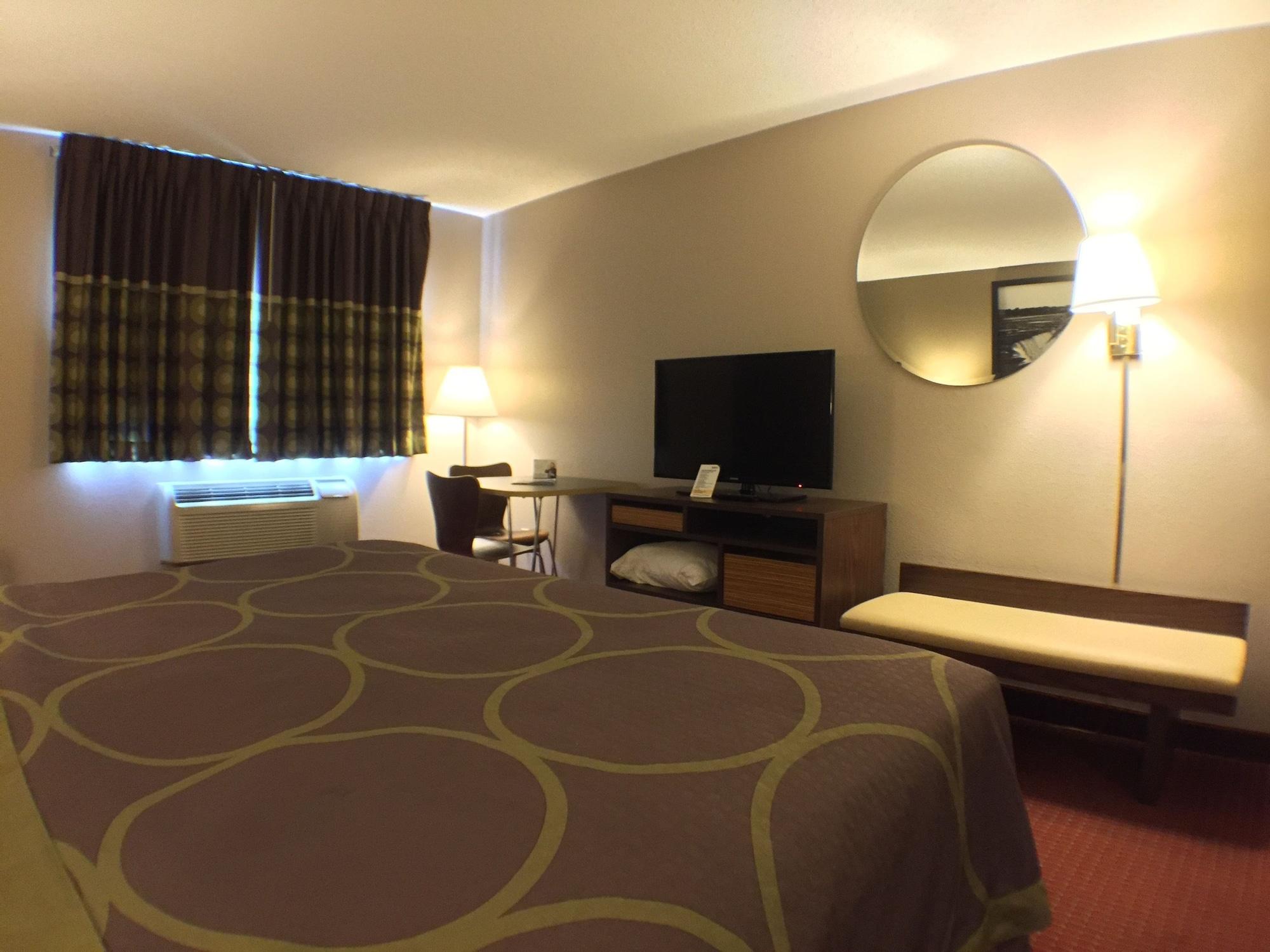Super 8 By Wyndham Niagara Falls Exterior photo