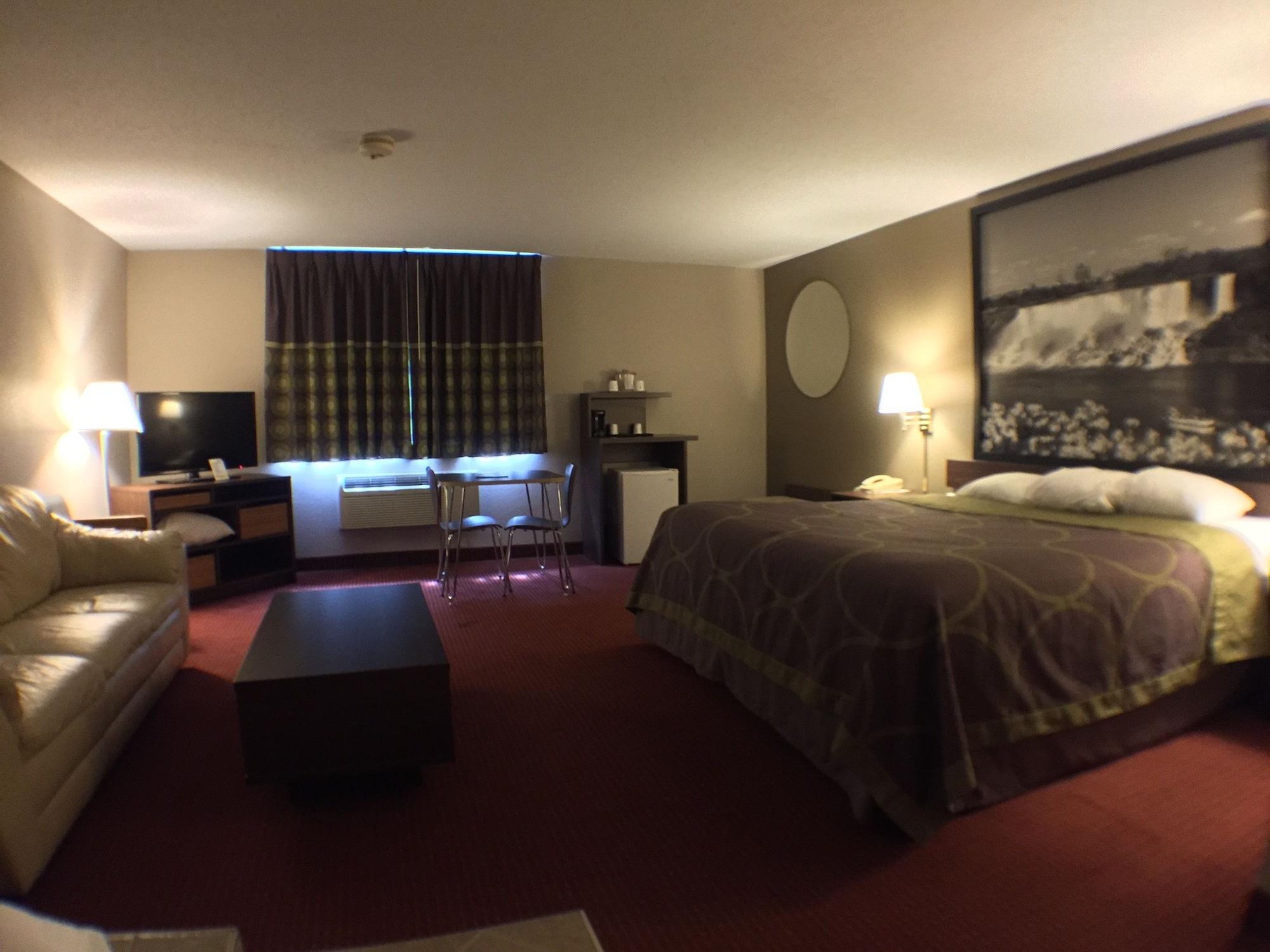 Super 8 By Wyndham Niagara Falls Exterior photo