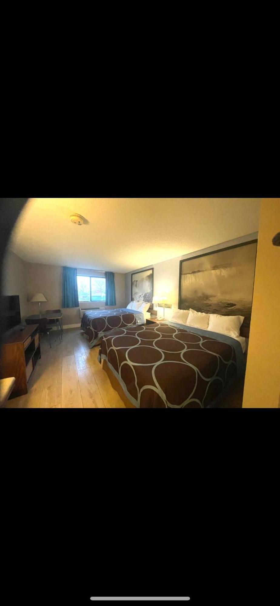 Super 8 By Wyndham Niagara Falls Exterior photo